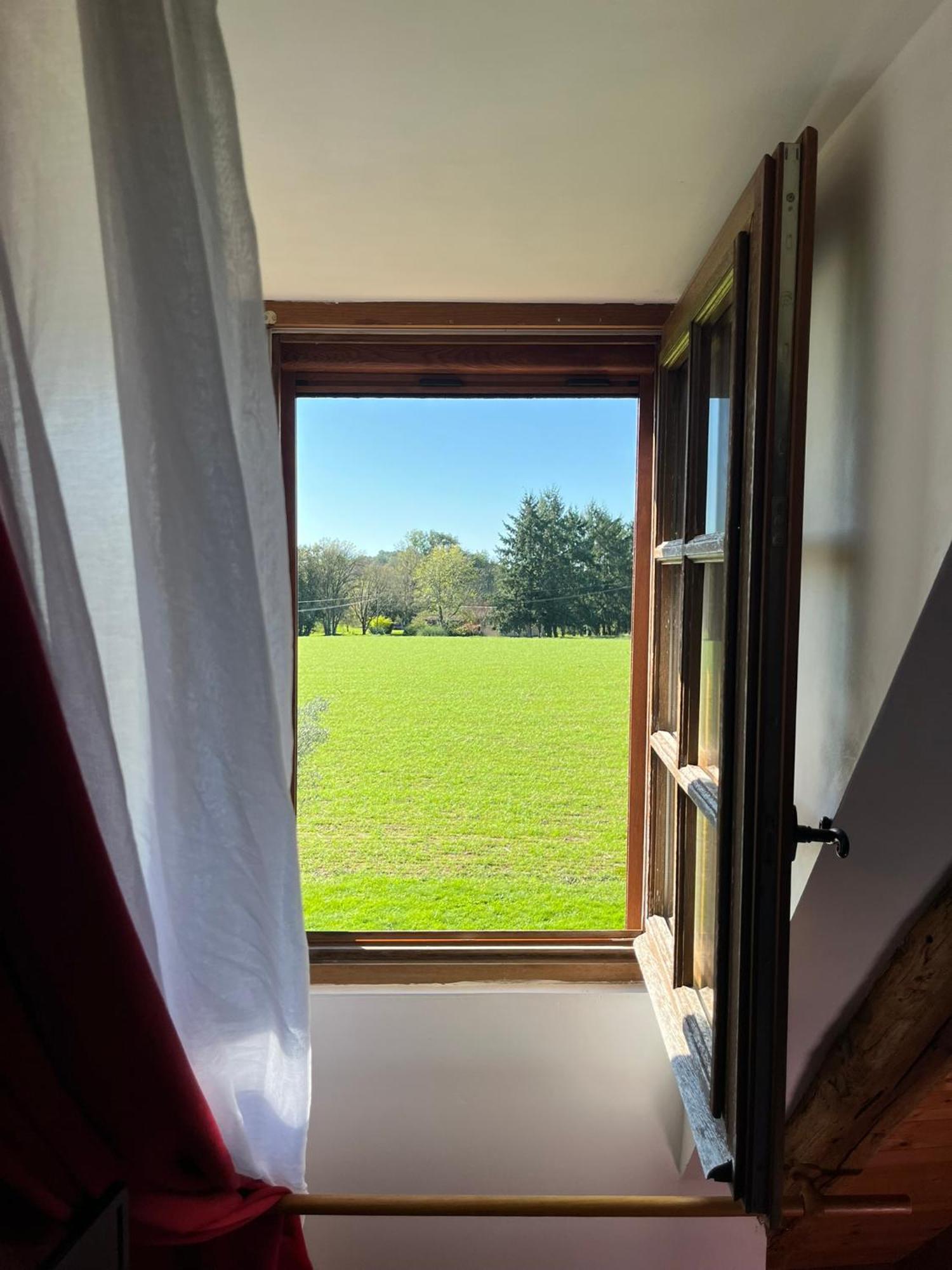 Saint-Avit-Sénieur Chambre D'Hotes La Ferme De La Croix. المظهر الخارجي الصورة